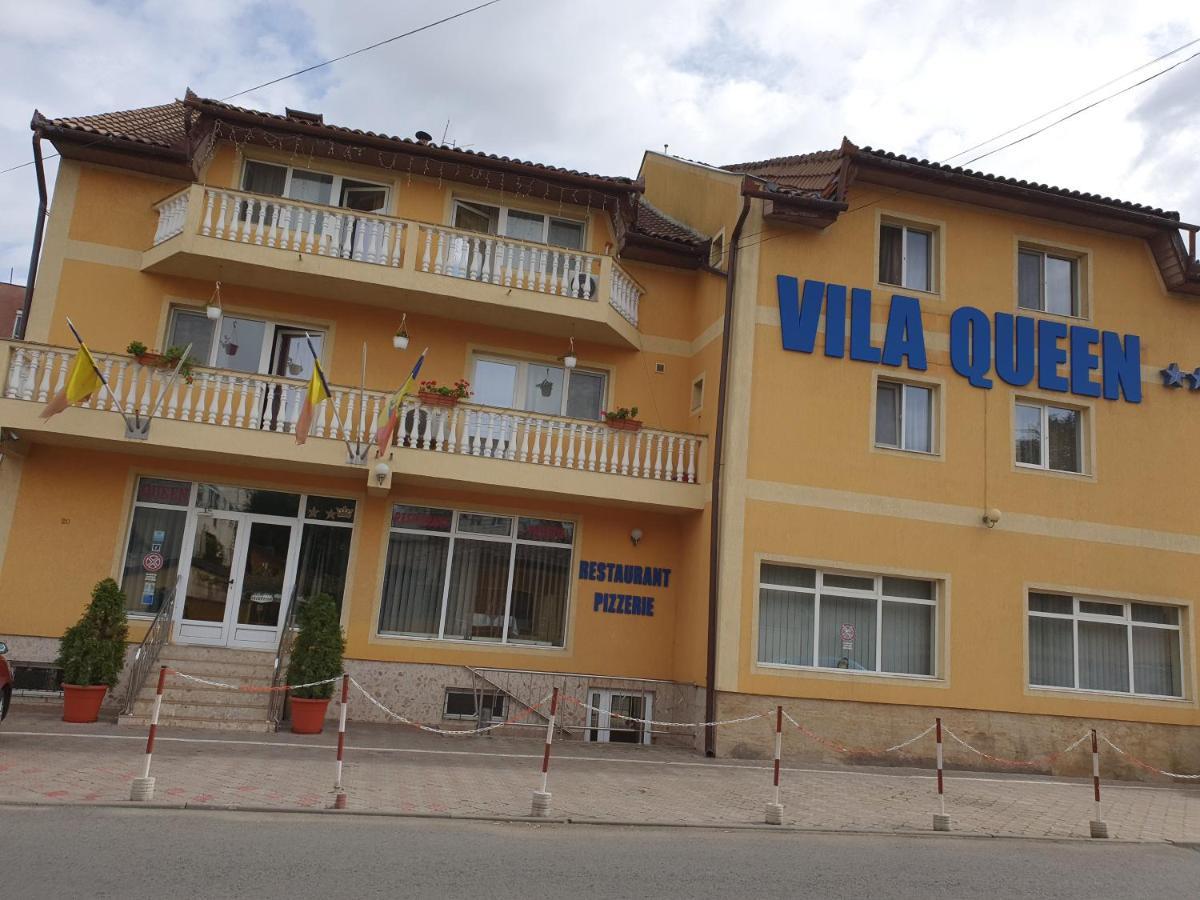 Vila Queen Arad Exteriör bild