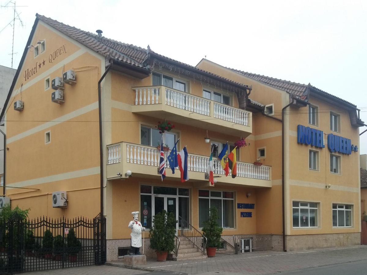 Vila Queen Arad Exteriör bild